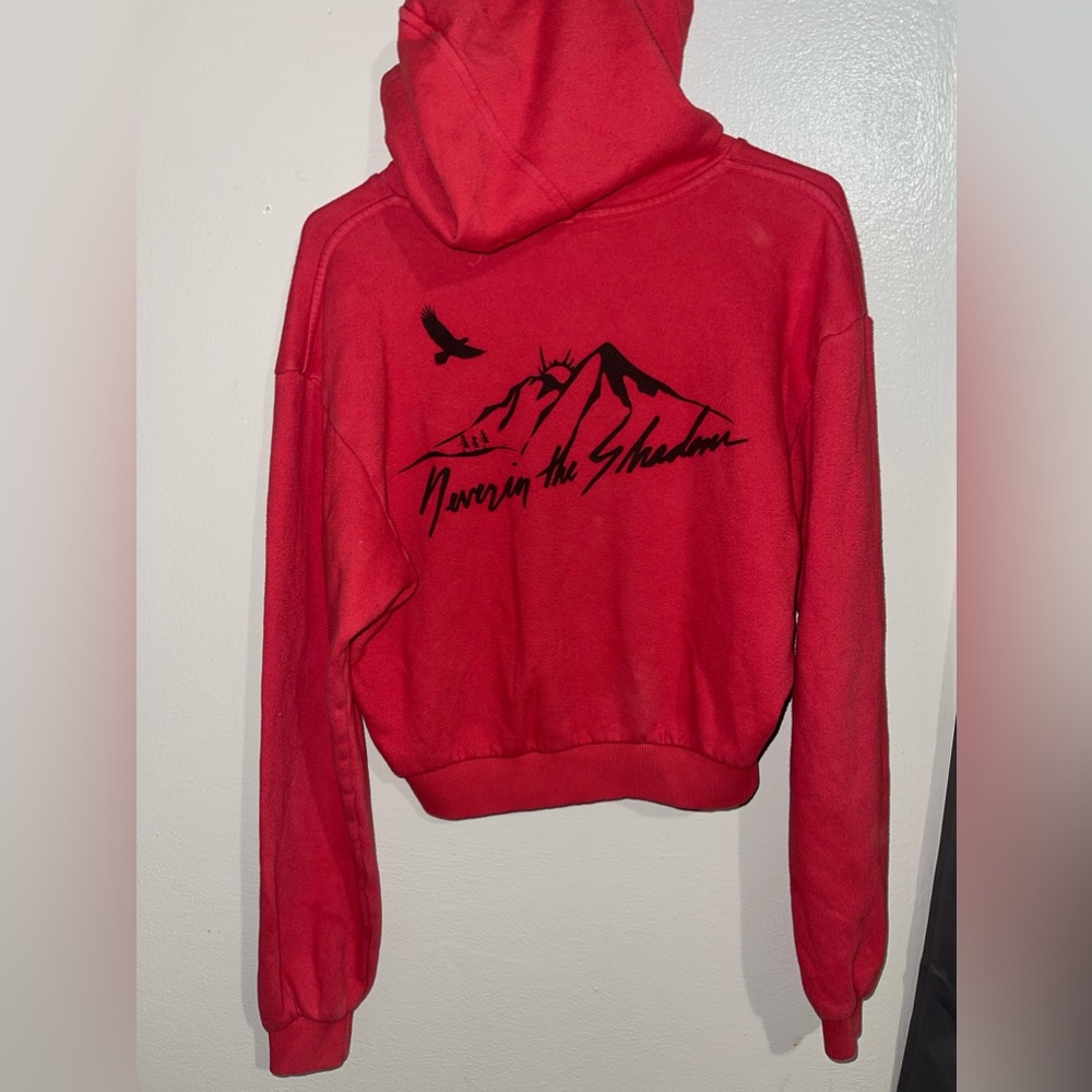 Red drifter cropped hoodie
